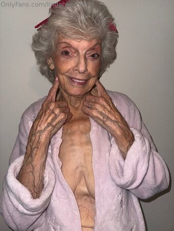 lindahope1939 Голе фотографије OnlyFans 80