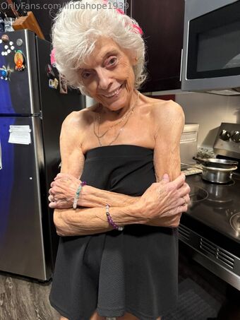 lindahope1939 Голе фотографије OnlyFans 82