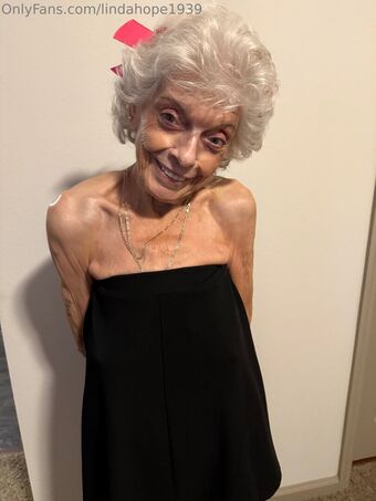 lindahope1939 Голе фотографије OnlyFans 83