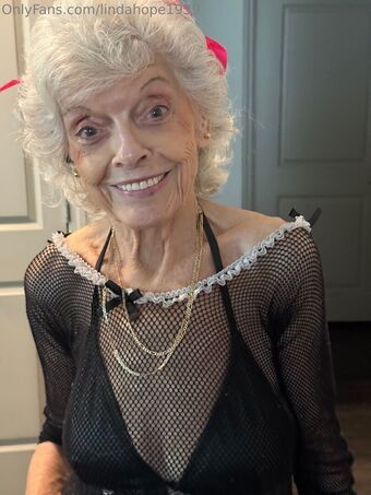 lindahope1939 Голе фотографије OnlyFans 85