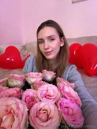 linesa Голе фотографије OnlyFans 18