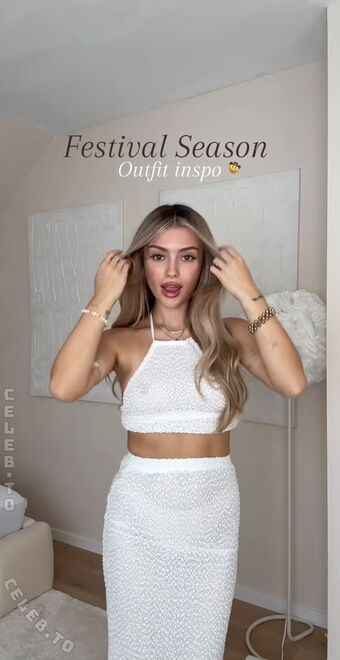 linuschka Голе фотографије OnlyFans 51