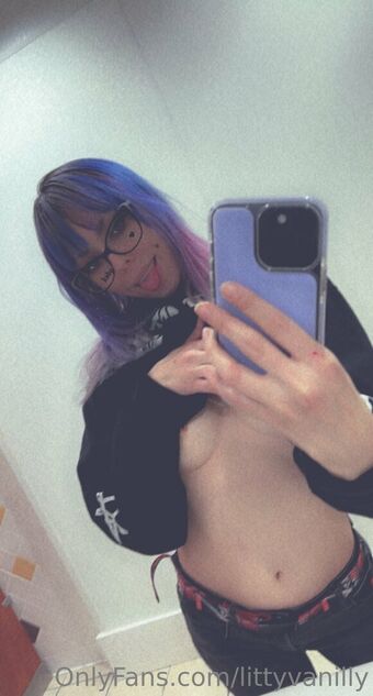 littyvanilly Голе фотографије OnlyFans 9