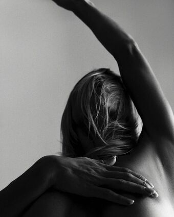 Liya Odesskaya Голе фотографије OnlyFans 10