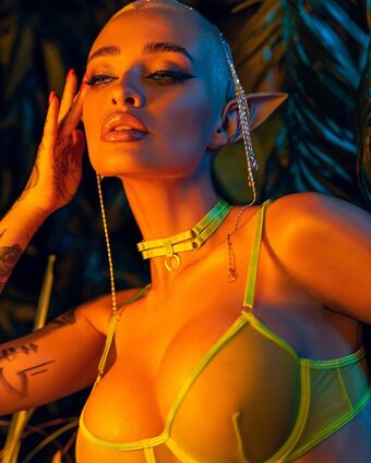 Liya Odesskaya Голе фотографије OnlyFans 14