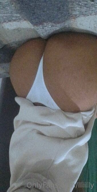lliilly Голе фотографије OnlyFans 6