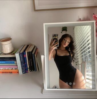 localmiloconsumer Голе фотографије OnlyFans 1