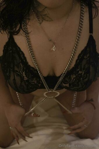 looly00 Голе фотографије OnlyFans 14
