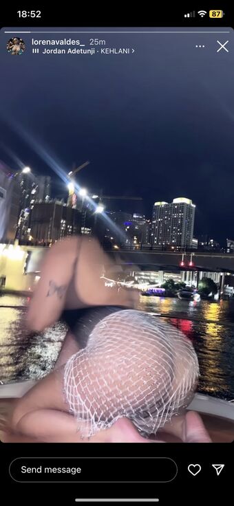 lorenavaldes_ Голе фотографије OnlyFans 2