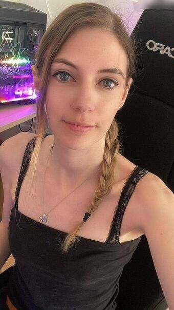 Lory Голе фотографије OnlyFans 13