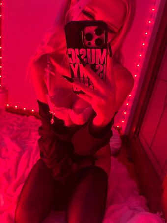 Lostfuel Голе фотографије OnlyFans 19
