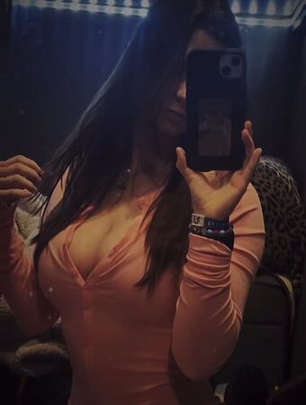 loyal.bc Голе фотографије OnlyFans 4
