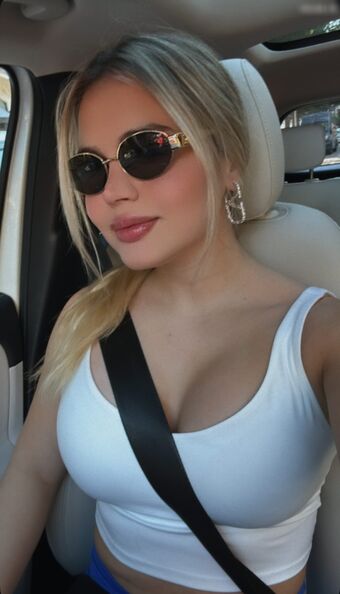 Luana Alonso Голе фотографије OnlyFans 33