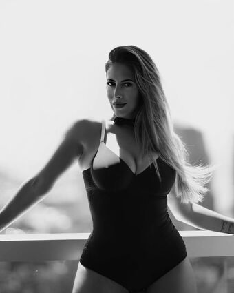 luciemomma Голе фотографије OnlyFans 17