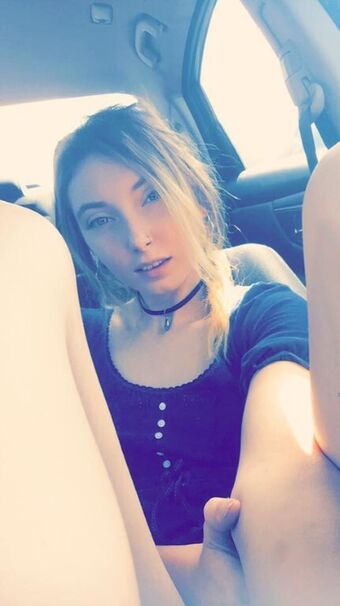 Luckicharmed Голе фотографије OnlyFans 111