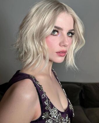 Lucy Boynton