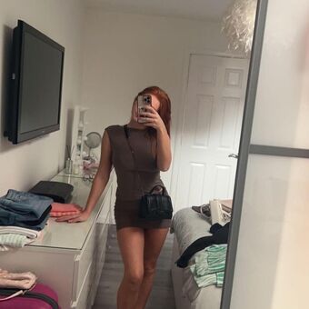 Lucy Fleming Голе фотографије OnlyFans 19