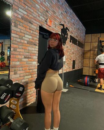 Luhhisa Голе фотографије OnlyFans 8