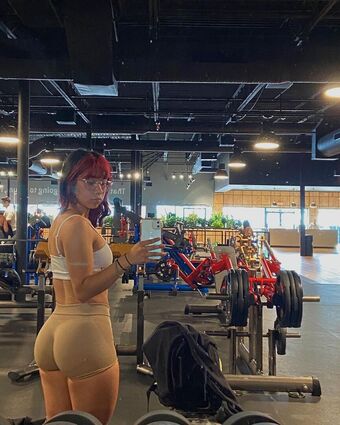 Luhhisa Голе фотографије OnlyFans 13