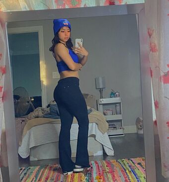 Luhhisa Голе фотографије OnlyFans 16