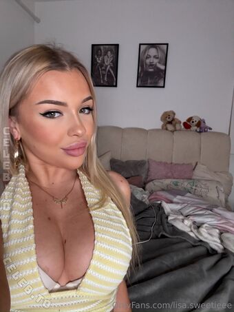 luisa-sofie Голе фотографије OnlyFans 48