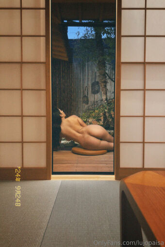 lujopaisa Голе фотографије OnlyFans 41