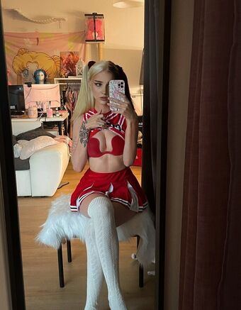 luliary Голе фотографије OnlyFans 27