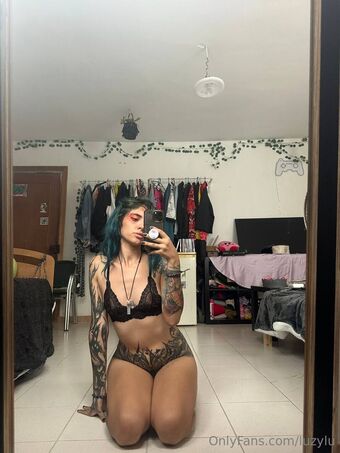 luzylu Голе фотографије OnlyFans 1