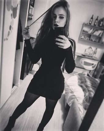 madsfive Голе фотографије OnlyFans 19