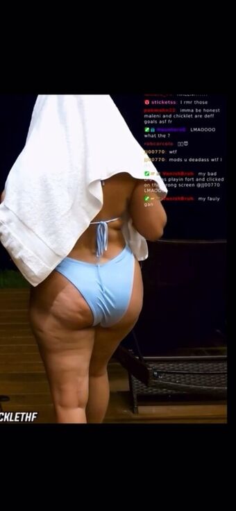 Maleni Cruz Голе фотографије OnlyFans 210