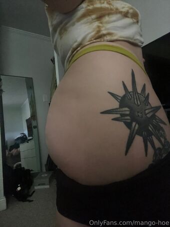 mango-hoe Голе фотографије OnlyFans 10