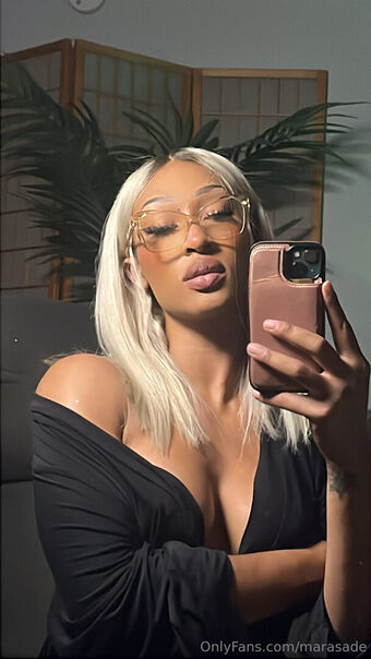 marasade Голе фотографије OnlyFans 27