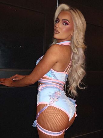 Mariah May Голе фотографије OnlyFans 403