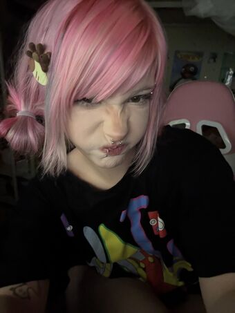 maychutv Голе фотографије OnlyFans 1