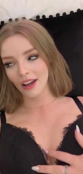 Meg_155