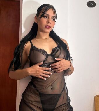Merelinz Голе фотографије OnlyFans 4