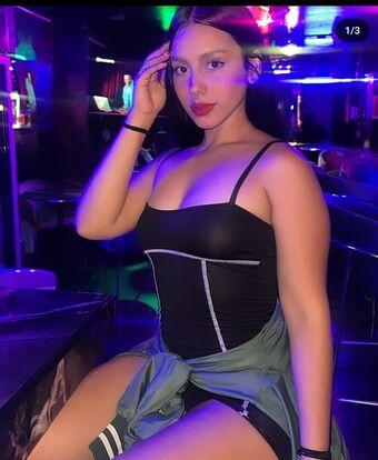 Merelinz Голе фотографије OnlyFans 6