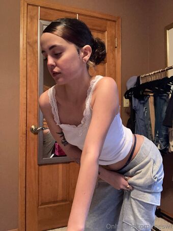 meswl Голе фотографије OnlyFans 14