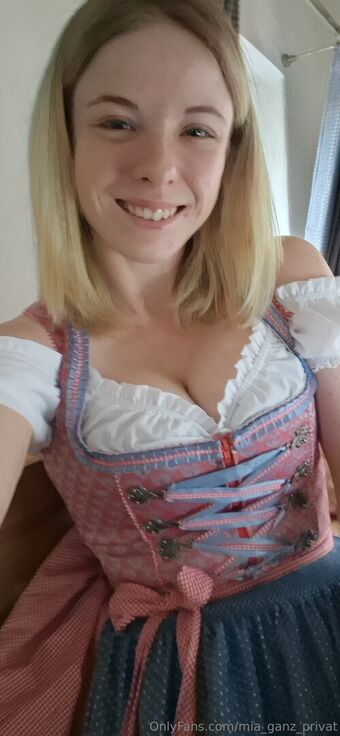 mia_ganz_privat Голе фотографије OnlyFans 25