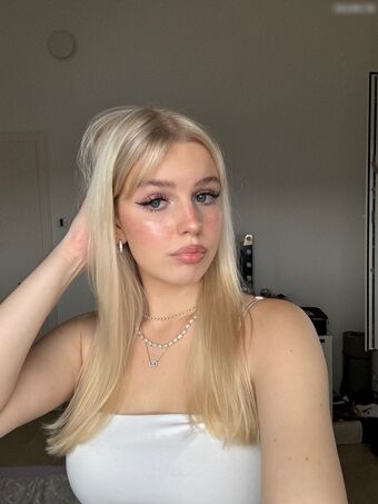 Mia Голе фотографије OnlyFans 1