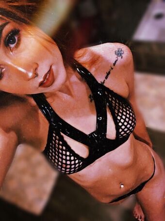 Michellared Голе фотографије OnlyFans 2