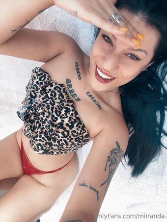 miiranda Голе фотографије OnlyFans 16