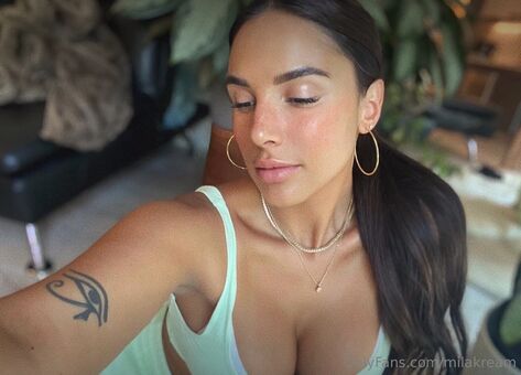 milakream Голе фотографије OnlyFans 19