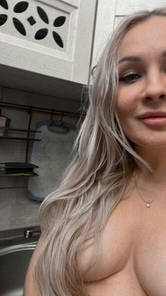 Milavy Голе фотографије OnlyFans 11