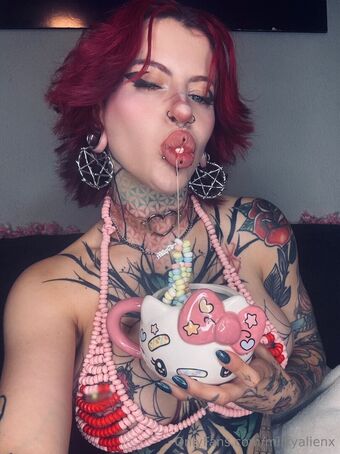 milkyalien Голе фотографије OnlyFans 25