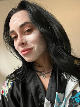 millathegoth Голе фотографије OnlyFans 15