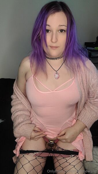 millathewafer Голе фотографије OnlyFans 7