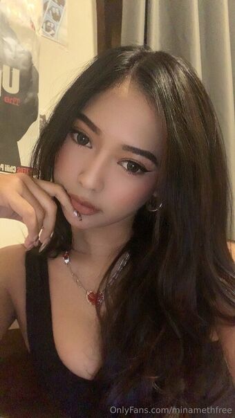 minameth Голе фотографије OnlyFans 2