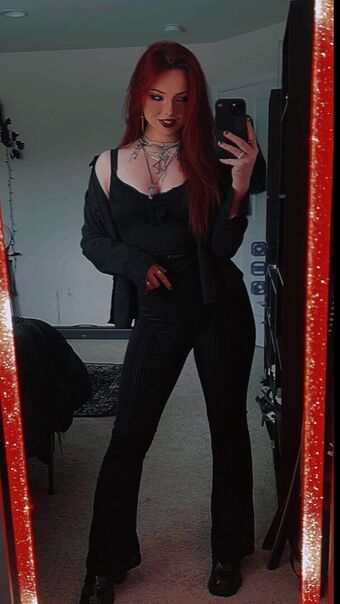Miserrablee Голе фотографије OnlyFans 5