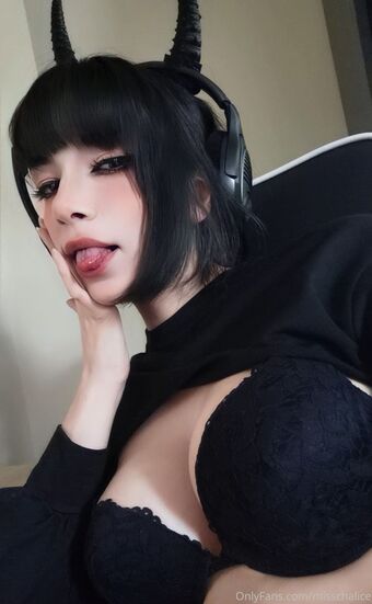 Misschalice Голе фотографије OnlyFans 9